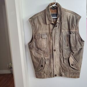 Vintage Canada Leather Men’s Tan Vest S-Medium